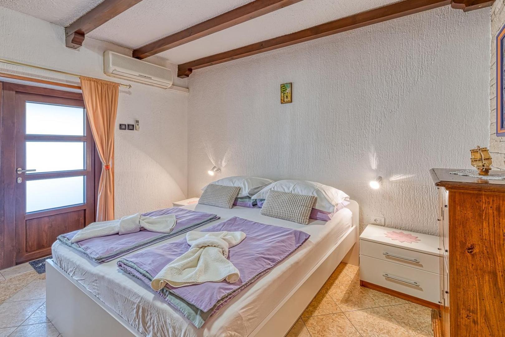 Apartment Vilma Funtana Eksteriør billede